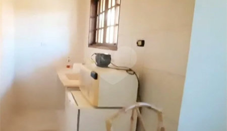 Belíssima casa com 04 dormitórios em Itanhaém