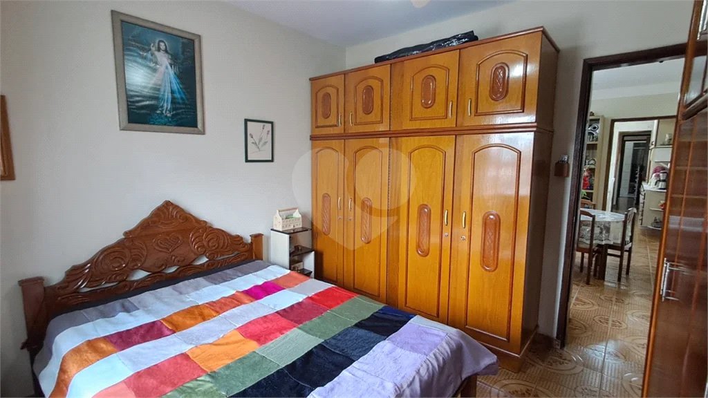 Casa Assobradada à venda | 209 m² | 3 dormitórios | Edícula | 3 vagas na Parada Inglesa!