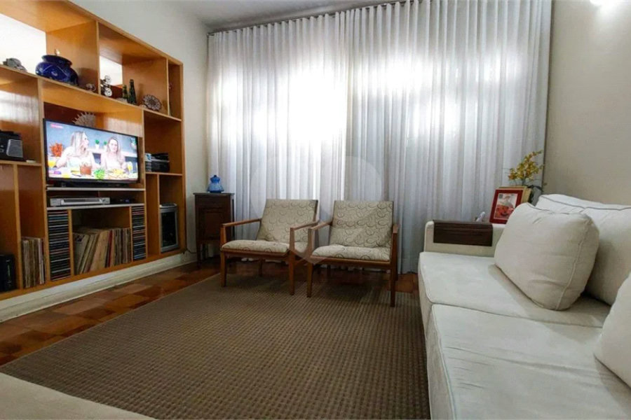 Casa à venda com 3 quartos, sendo 1 suíte,  em Vila Paulista, São Paulo, SP