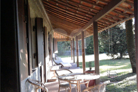 Casa à venda no Pico do Olho D'água em Mairiporã