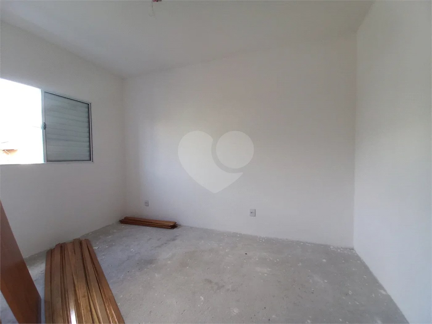APARTAMENTO NOVO À VENDA NA VILA ISOLINA MAZZEI – 35m² COM SACADA E VAGA DE MOTO