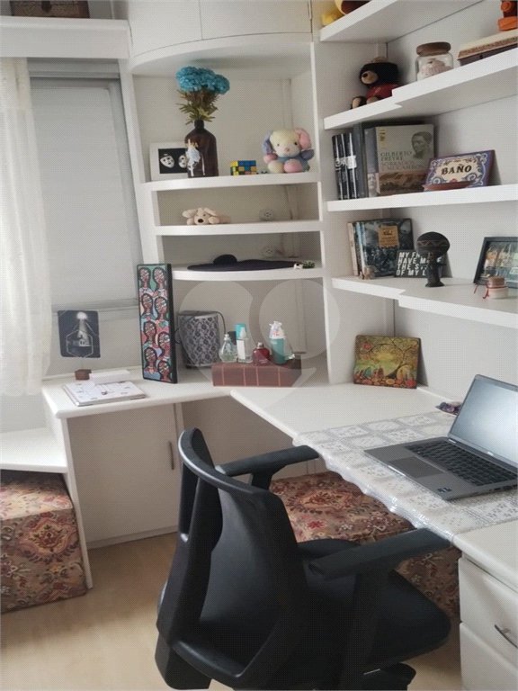 Apartamento com 67m², 3 quartos, garagem, à venda no Jardim Marajoara.