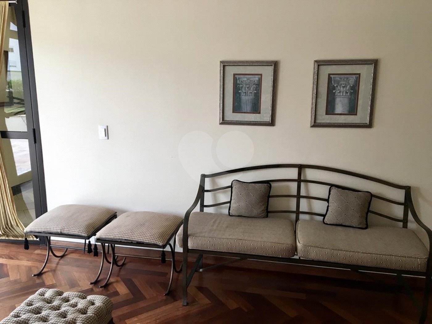 Apartamento com 3 Dormitórios sendo 1 Suíte 2 Vagas à Venda 99 m² por R$ 650.000