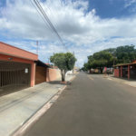 Casa térrea no Jardim Beatriz.