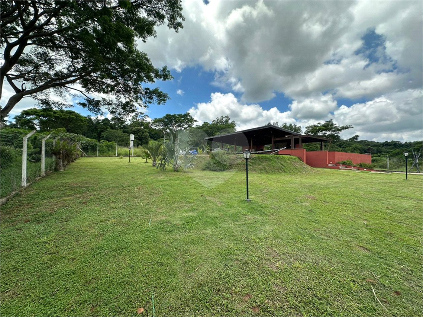 Sítio á venda - 6,6 Hectares