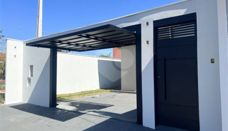 Casa à venda com 2 quartos, sendo 1 suíte,  no condomínio Parque dos Flamboyants, São Carlos - SP
