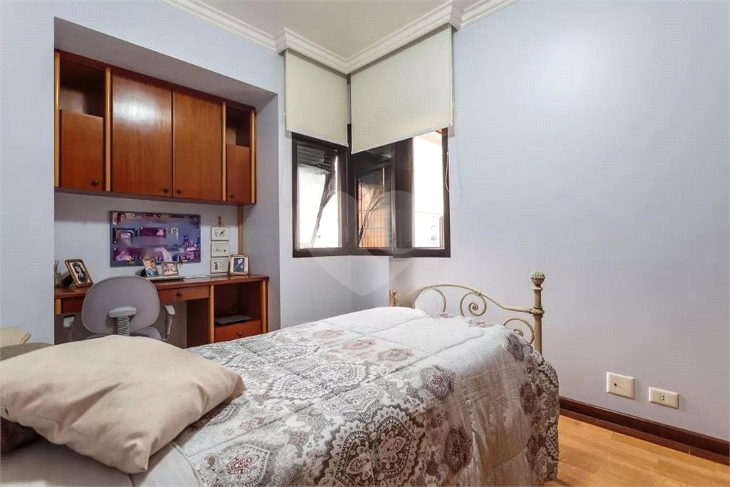 Apartamento à Venda 220m² Moema 4 Quartos