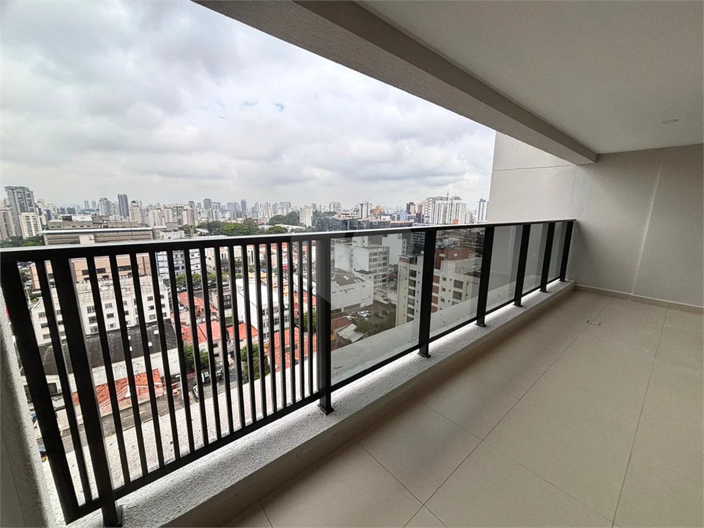 VILA CLEMENTINO - APARTAMENTO DE 1 DORMITÓRIO DE 46,12M² COM VAGA - ANDAR ALTO - VISTA LIVRE