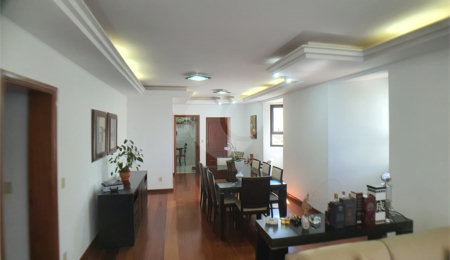 Apartamento à venda com 3 quartos, sendo 1 suíte,  no Centro, São Carlos, SP