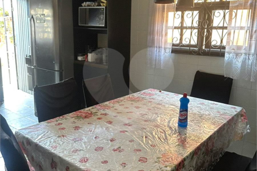 Sobrado com 4 Quartos à venda, 250m² - Jardim Líbano