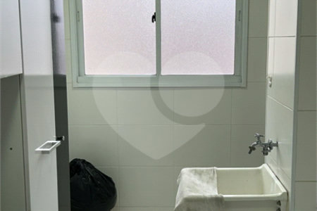 Apartamento com 40m², 2 quartos, para locação no Cambuci