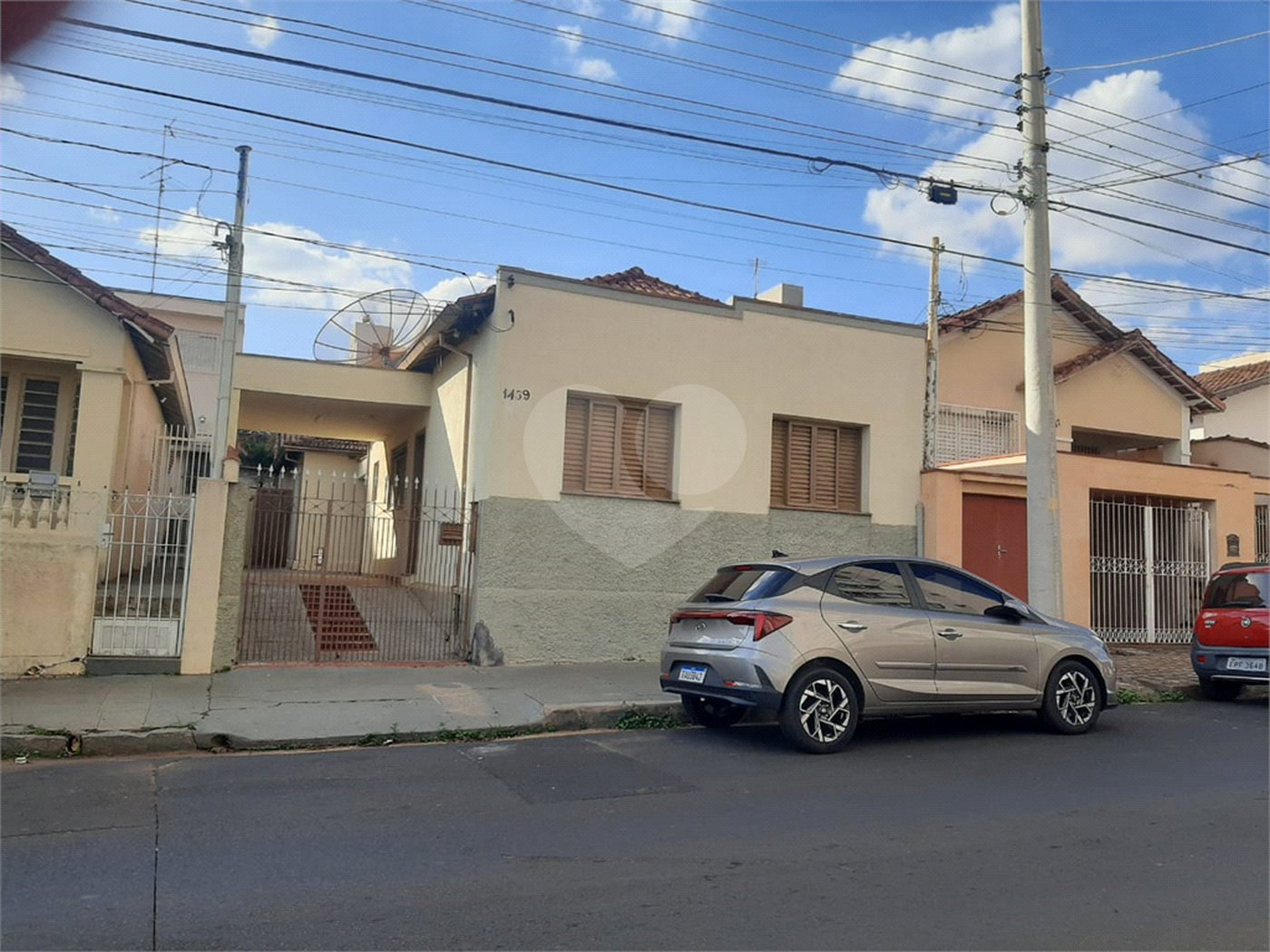 Casa térrea a venda na região central de São Carlos