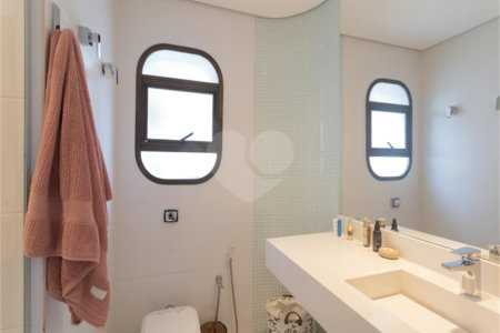 Apartamento a venda nos Jardins 262 m2, 3 suites e 3 vagas