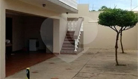 Casa Térrea à venda com 4 quartos, sendo 1 suíte,  em Jardim Citelli, São Carlos, SP