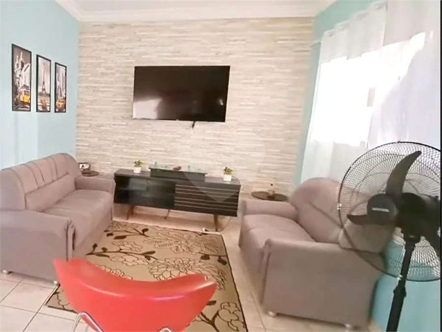 Belíssima casa com 04 dormitórios em Itanhaém