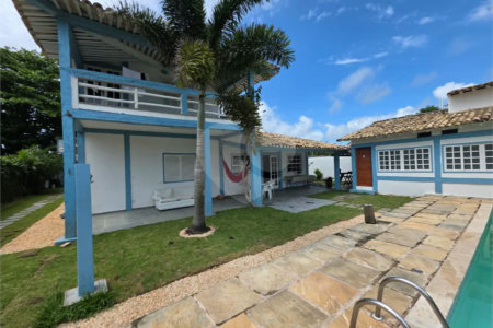 Pousada à Venda na Marina, Búzios – 14 Suítes com Potencial de Ampliação