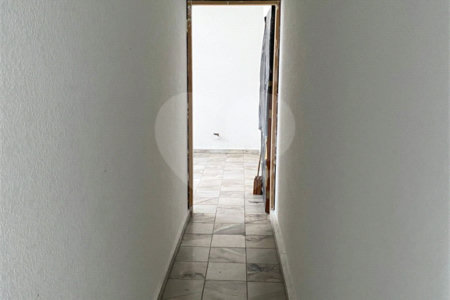 Casa térrea com 280m2, 3 dorms. - Saúde
