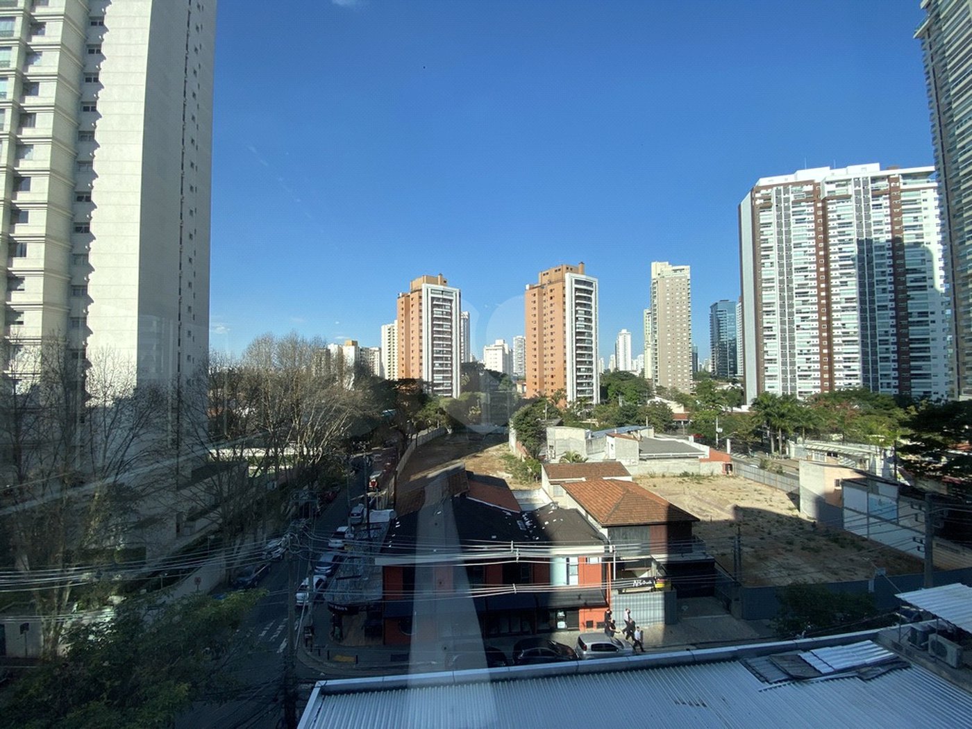Conjunto comercial com 146m², 3 vagas, à venda no Brooklin