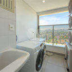 Apartamento de 03 dormitórios sendo 02 suítes com 02 vagas de garagem.