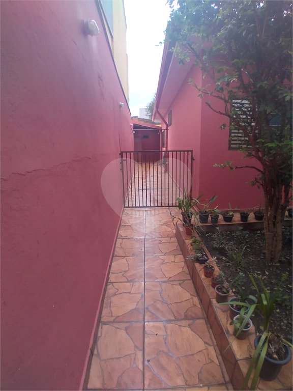 Casa + salão comercial na Vila Vista Alegre