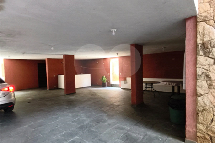 Sobrado amplo no Jardim Leonor de Barros – Excelente potencial!