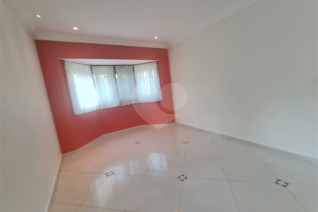 Casa à venda com 3 suítes em Interlagos, São Paulo, SP