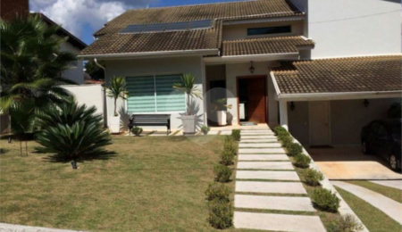 Casa à venda com 3 suítes no condomínio Residencial Jardim Paulista I, Vinhedo - SP