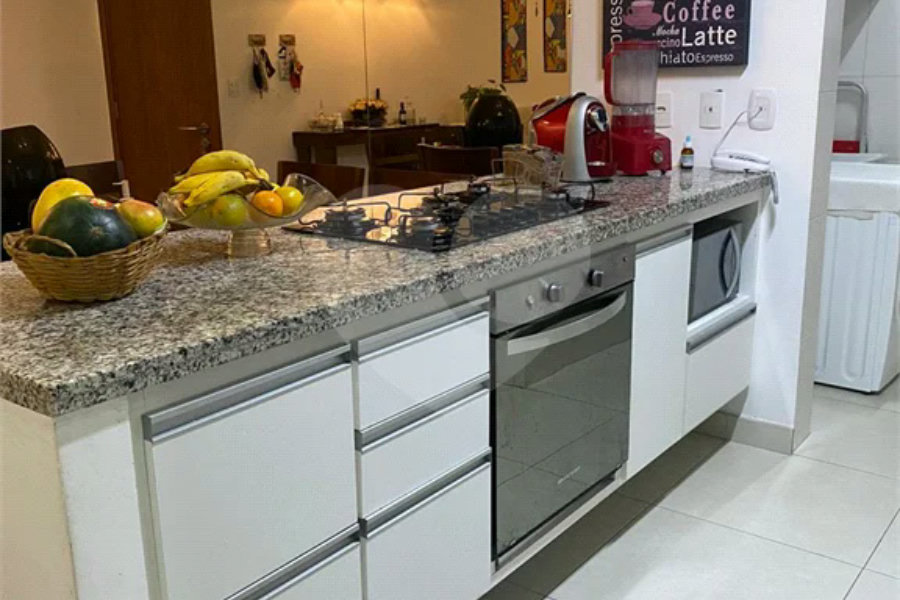 Apartamento à venda com 2 quartos, sendo 1 suíte,  em Riviera de São Lourenço, Bertioga, SP