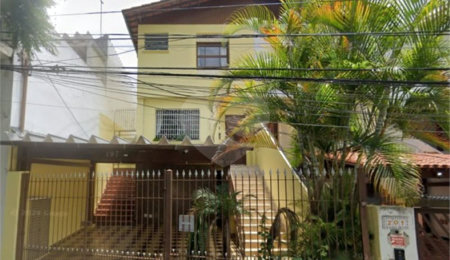 Sobrado à venda com 3 quartos em Vila Irmãos Arnoni, São Paulo, SP