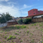 Terreno com 500,00 m² de área total.