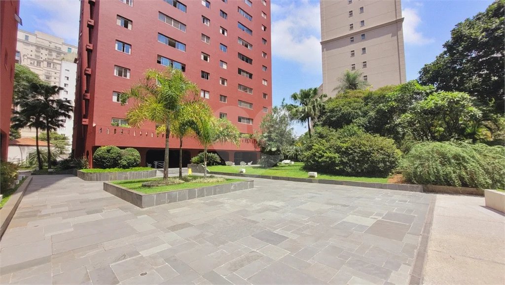 Apartamento sofisticado em localização privilegiada no Itaim Bibi – próximo ao Parque do Povo e Shopping JK Iguiatemi