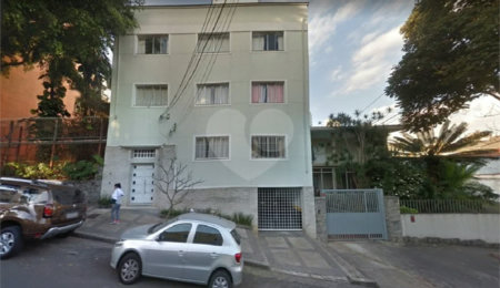 Excelente apartamento duplex a Venda e a 50 metros do Parque da Aclimação. Venha Visitar e Conhecer!