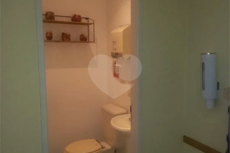 Sala Comercial em Vila Mariana com 39m²