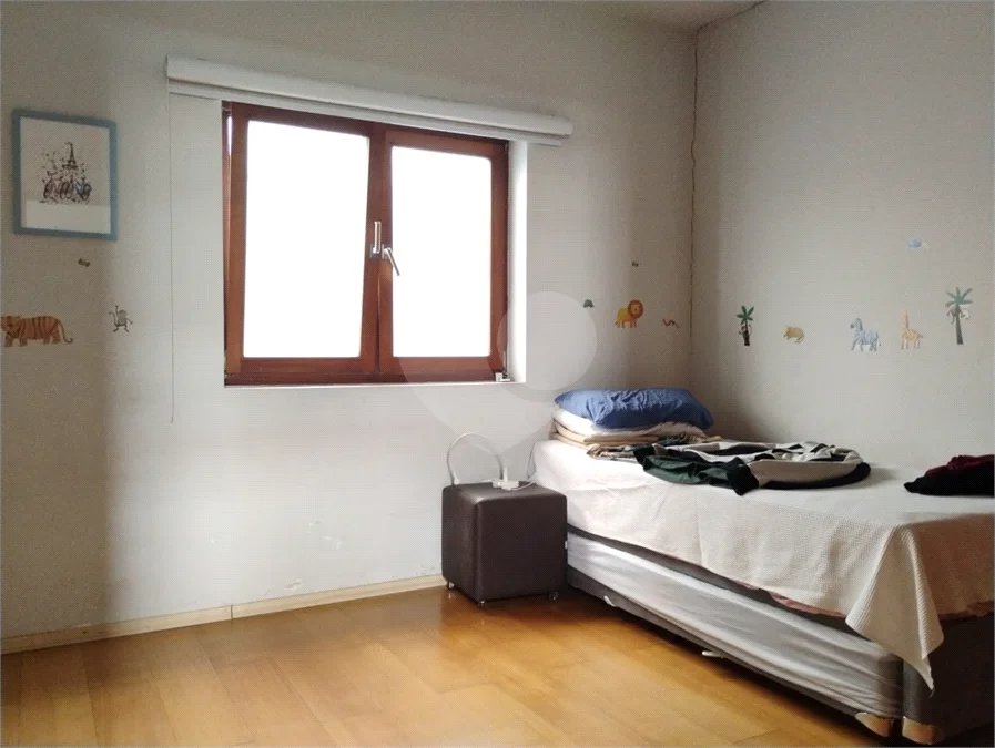 Vende-se ou Aluga-se Casa com 400 m2 na Vila Mascote