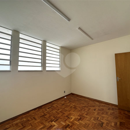 Casa térrea no Centro para venda ou locação