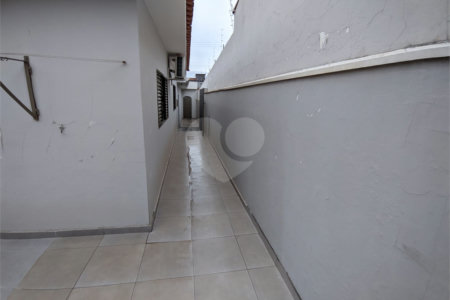 Casa com 3 dormitórios no Jardim Nova Santa Paula