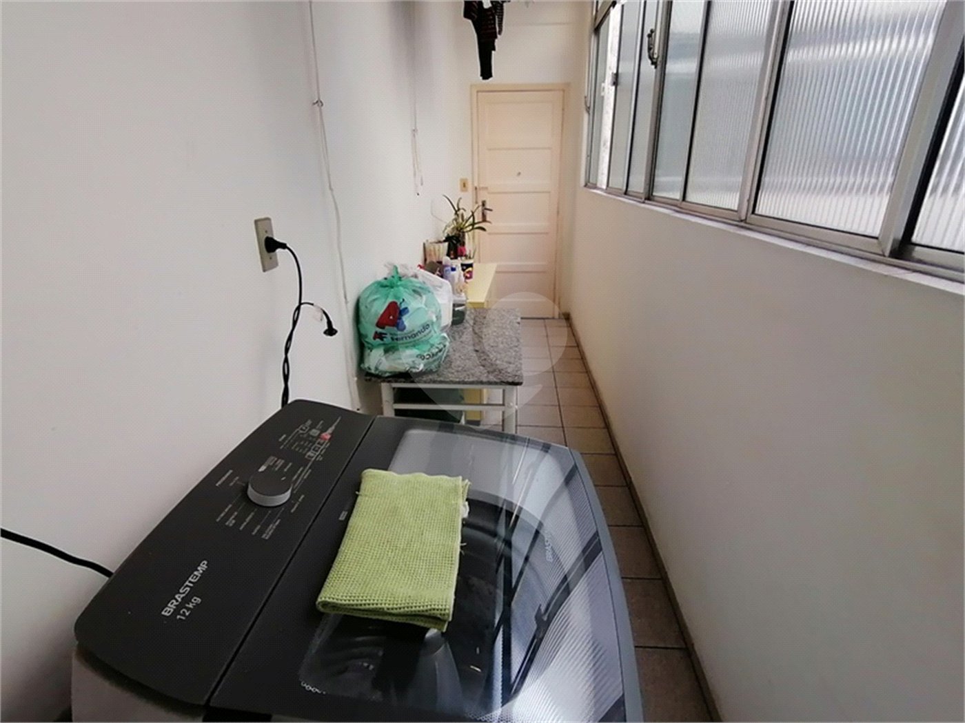APARTAMENTO COBERTURA Á VENDA COM 200m2 ÍCONE NA BELA VISTA