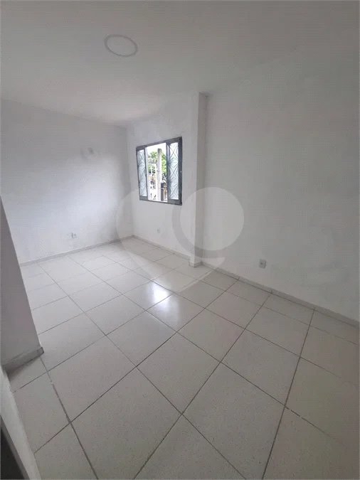SOBRADO TIPO APARTAMENTO COM 1 QUARTO PARA LOCAÇÃO 38m² - SANTÍSSIMO