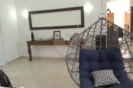 Chácara em Área Rural de Piracaia, com casa principal + 4 kitnets alugadas, excelente localização