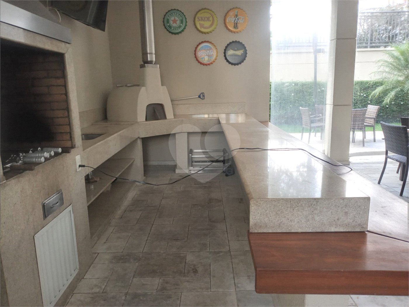 Apartamento 3 dormitórios, região do Campo Belo. Condomínio com laser completo.