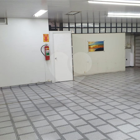 Excelente ponto comercial à venda na Vila Mariana