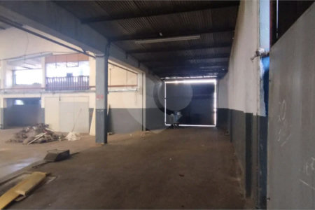 Excelente Galpão Industrial e Comercial em Jundiaí com AVCB e Zoneamento ZR3