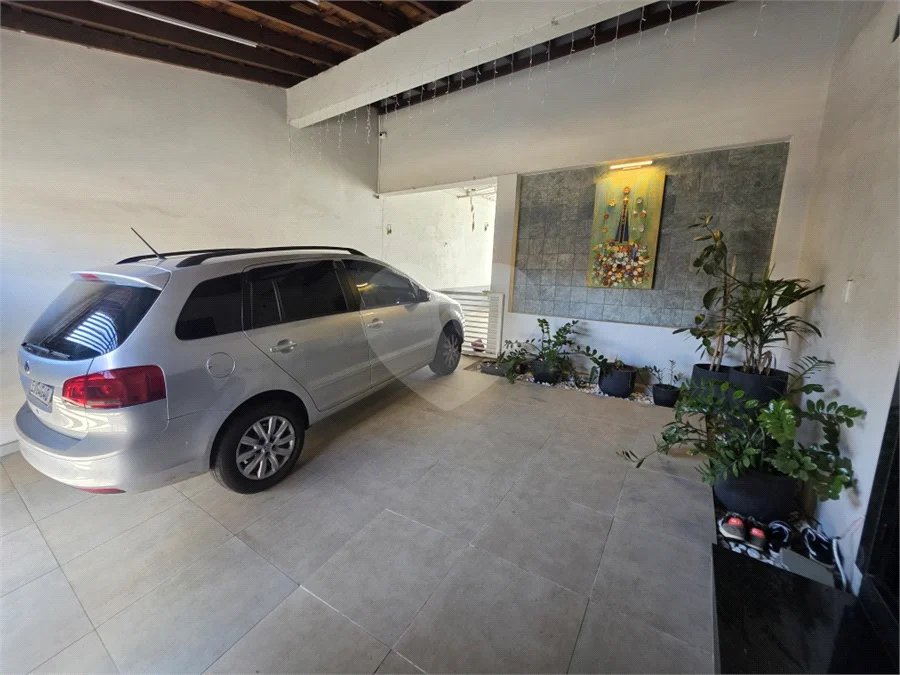 Casa térrea 3 dormitórios com piscina e área Gourmet à venda São Carlos