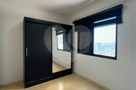 Apartamento 68m² com 3 Dormitórios, 1 Suíte e 2 Vagas na Vila Euclides