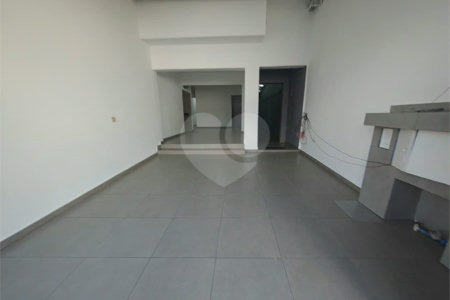 SALÃO COMERCIAL DE 100M² - RECEM REFORMADO