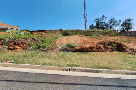 Terreno / Lote Comercial a Venda no Comercial Independência em Vinhedo/SP