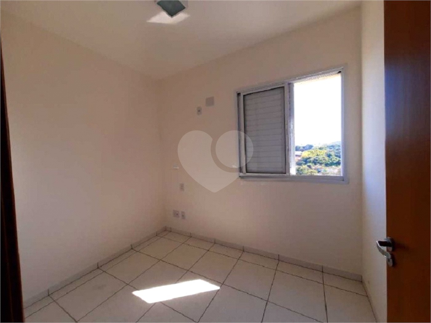 Apartamento no Edificio Guaratiba