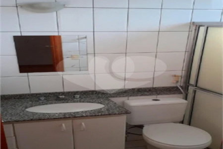 Apartamento no Condomínio Maktub.
