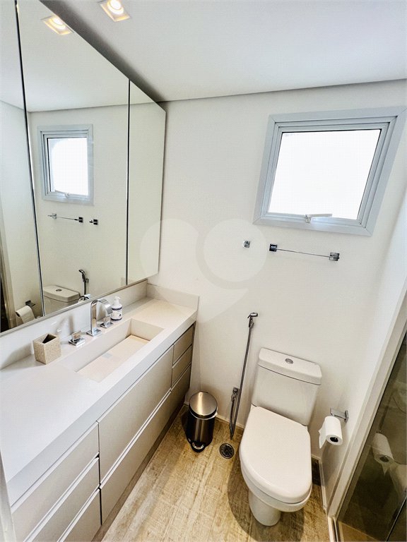 Apartamento venda / locação Vila Nova Conceição, 80m², andar alto, 1 suíte e 2 vagas