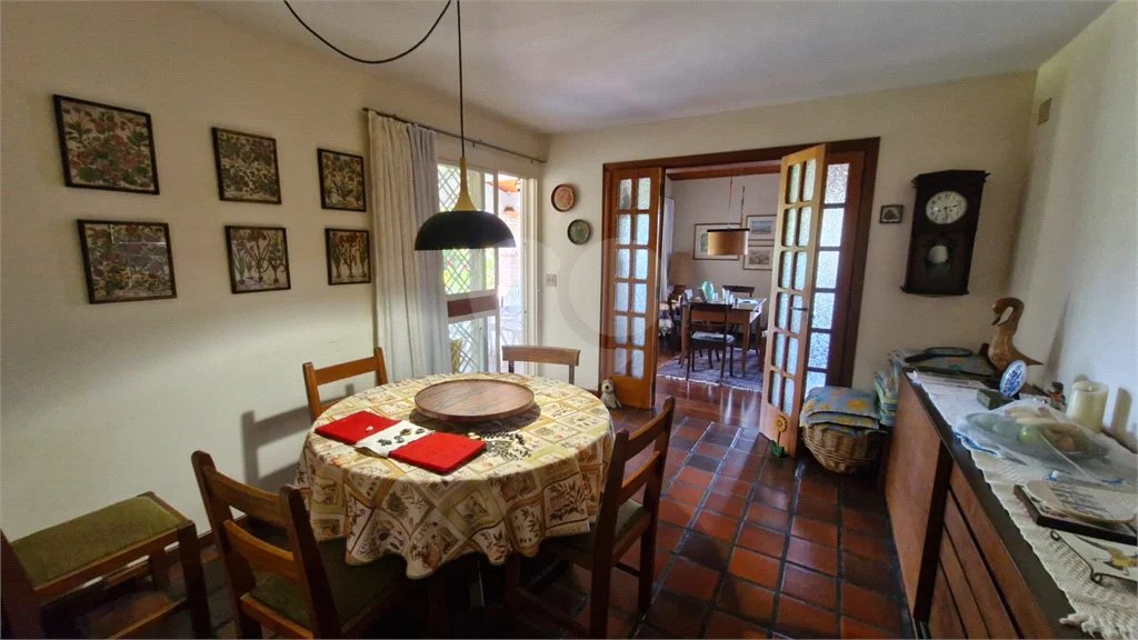 Sobrado a venda | 4 Dormitorios ( 2 suites) | 5 vagas na Vila Albertina